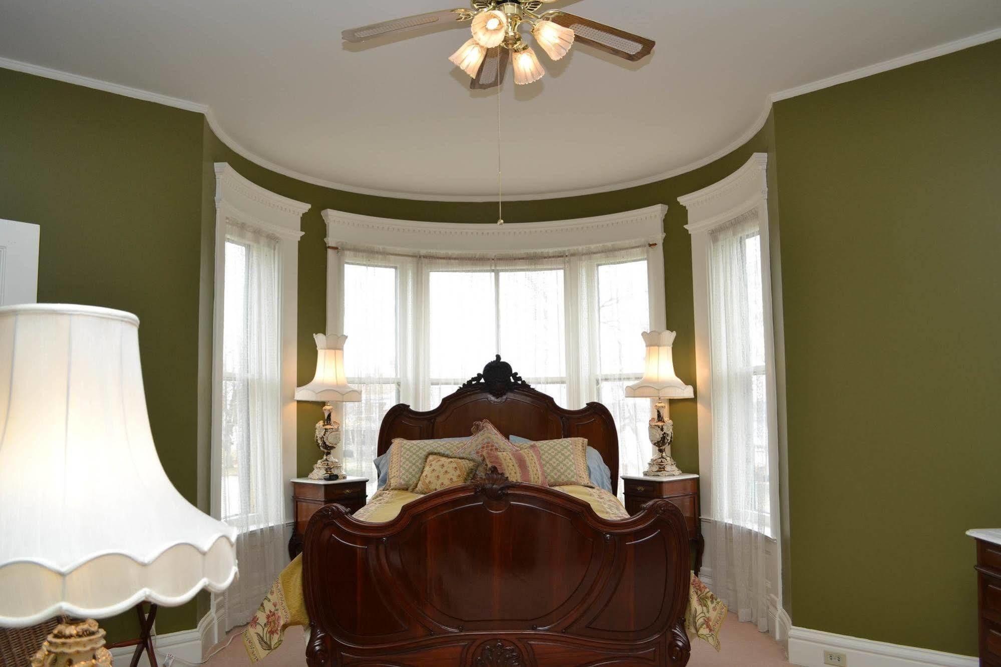 Keokuk The Grand Anne Bed And Breakfast מראה חיצוני תמונה