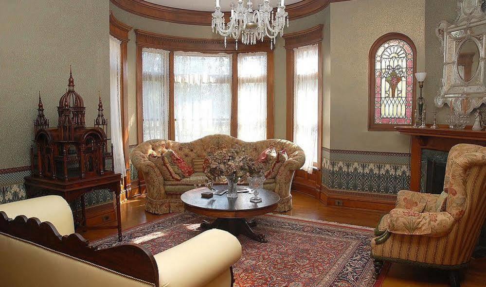 Keokuk The Grand Anne Bed And Breakfast מראה חיצוני תמונה